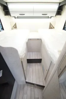 Fahrzeugbild Forster T 699 EB Travel Line - Winter Paket #11