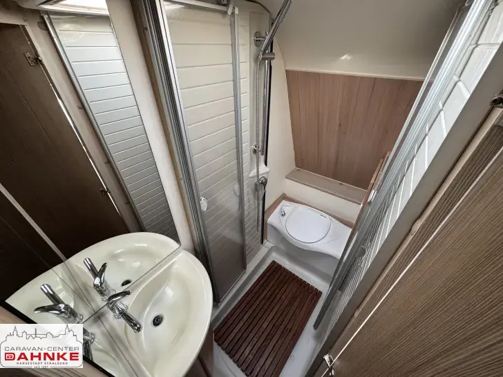 Fahrzeugbild Bürstner Averso 450 TS Mover*man.-Sat*1.360 kg #8