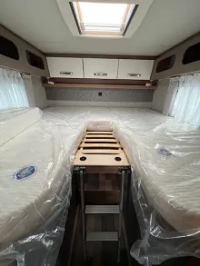 Fahrzeugbild Weinsberg CaraCompact 600 MEG EDITION [PEPPER] Mietwagen verfügbar Nov´26 #7