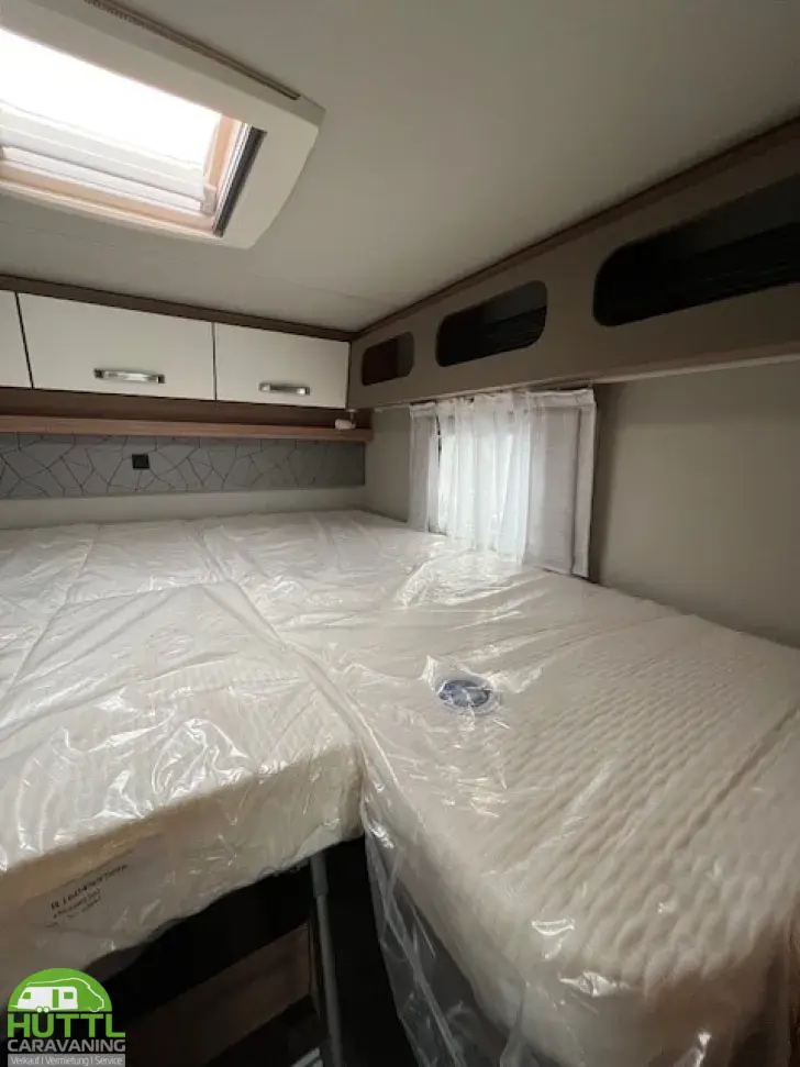 Fahrzeugbild Weinsberg CaraCompact 600 MEG EDITION [PEPPER] Mietwagen verfügbar Nov´26 #8