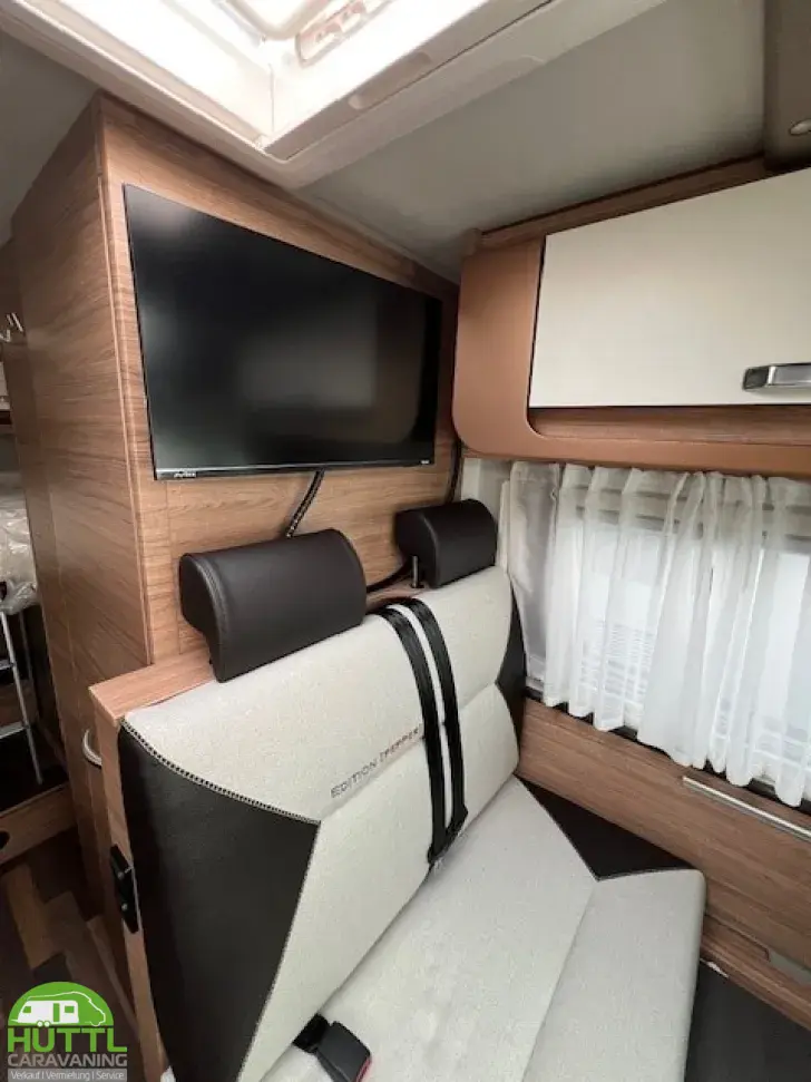 Fahrzeugbild Weinsberg CaraCompact 600 MEG EDITION [PEPPER] Mietwagen verfügbar Nov´26 #12