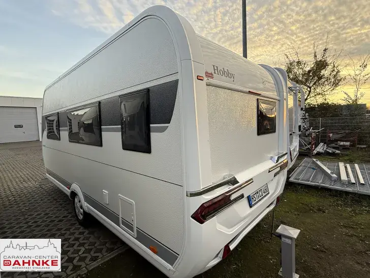 Fahrzeugbild Hobby Excellent 460 SL Autark, Fahrradhalter #6