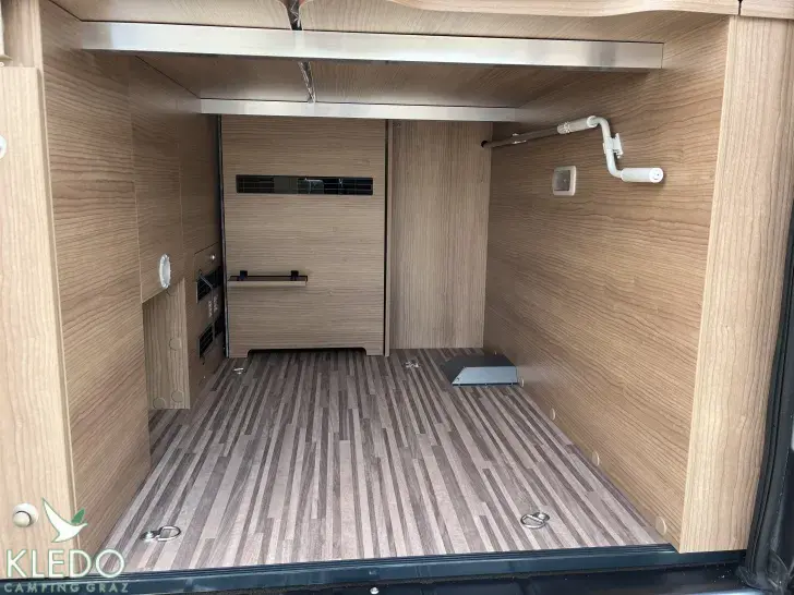 Fahrzeugbild Malibu first class - two rooms 640 LE RB #7