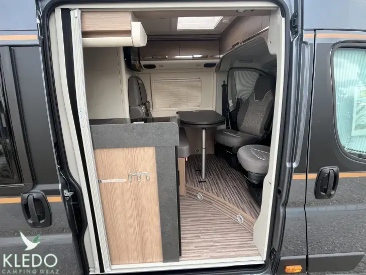 Fahrzeugbild Malibu first class - two rooms 640 LE RB #11