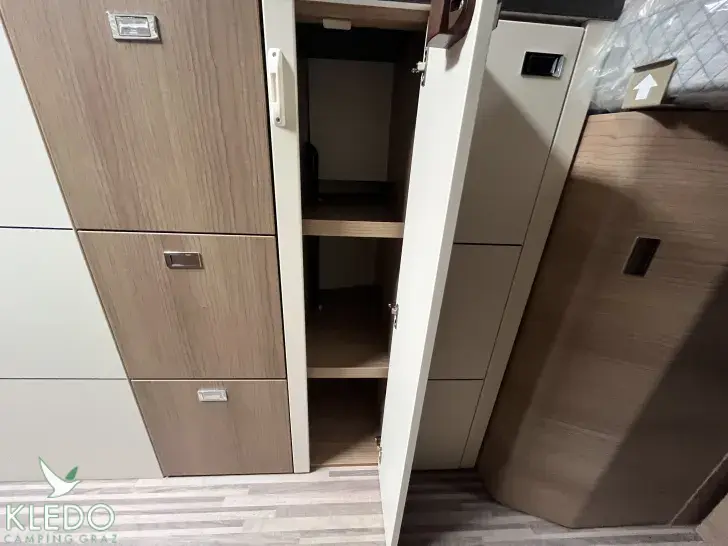 Fahrzeugbild Malibu first class - two rooms 640 LE RB #20