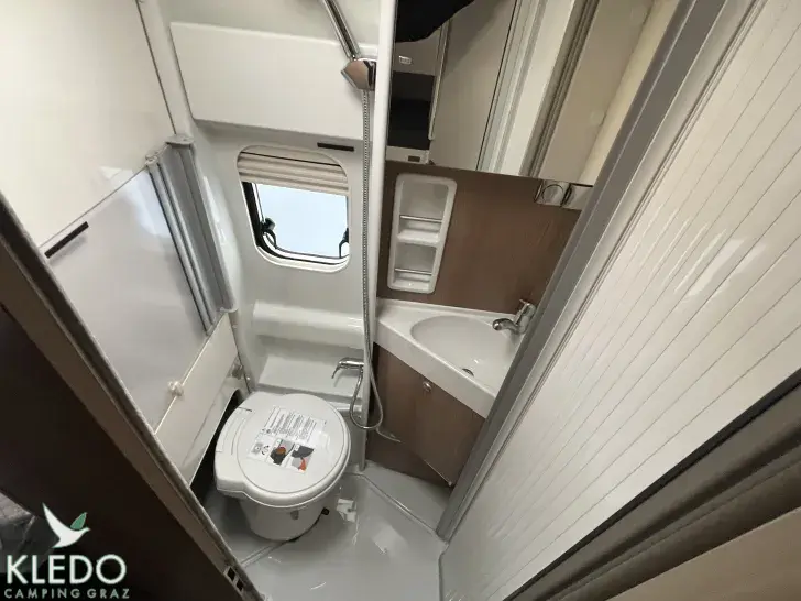 Fahrzeugbild Malibu first class - two rooms 640 LE RB #23