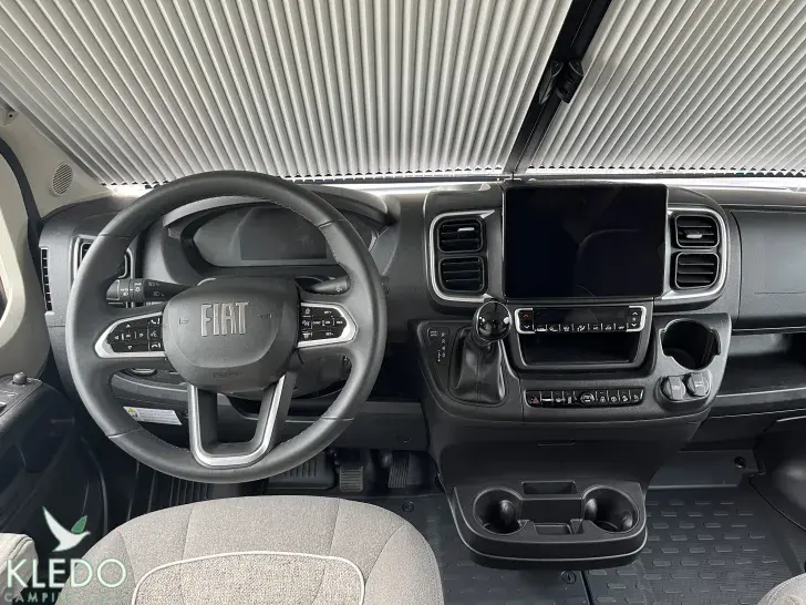 Fahrzeugbild Malibu first class - two rooms 640 LE RB #29