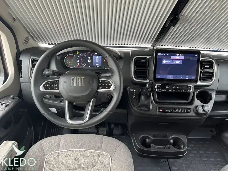 Fahrzeugbild Malibu first class - two rooms 640 LE RB #31