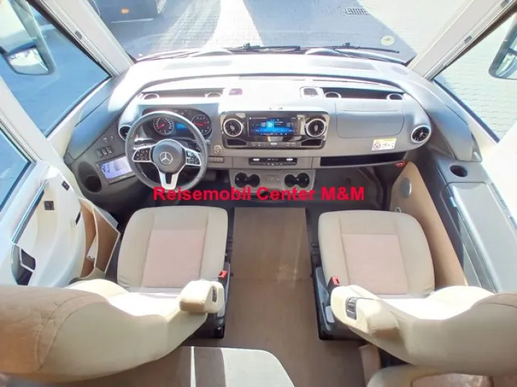 Fahrzeugbild Carthago c-tourer I 143 LE MB Mercedes Benz #4