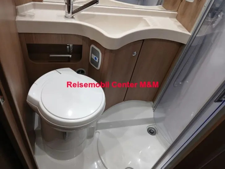 Fahrzeugbild Carthago c-tourer I 143 LE MB Mercedes Benz #6