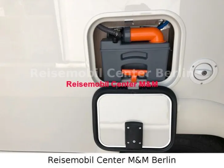 Fahrzeugbild Carthago c-tourer I 143 LE MB Mercedes Benz #15