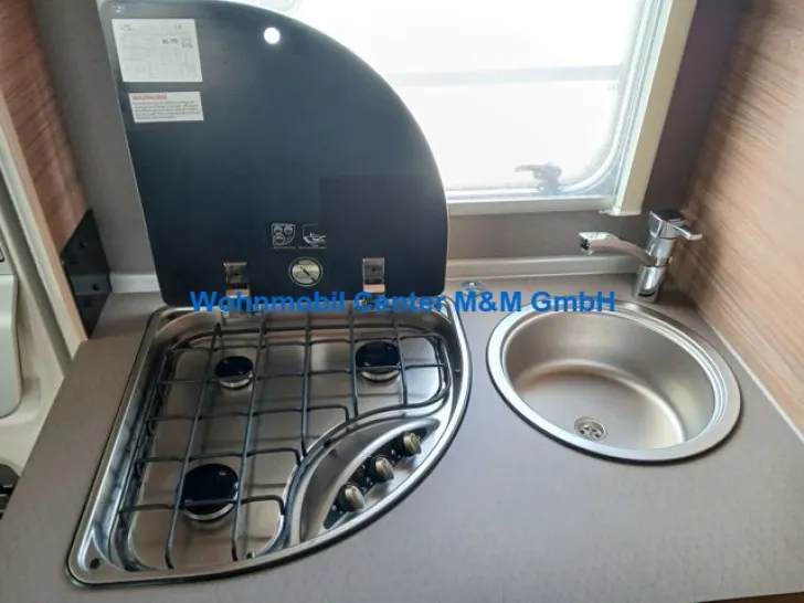Fahrzeugbild Weinsberg CaraHome 550 MG Modell 2025 Markise Styling LiFe #6