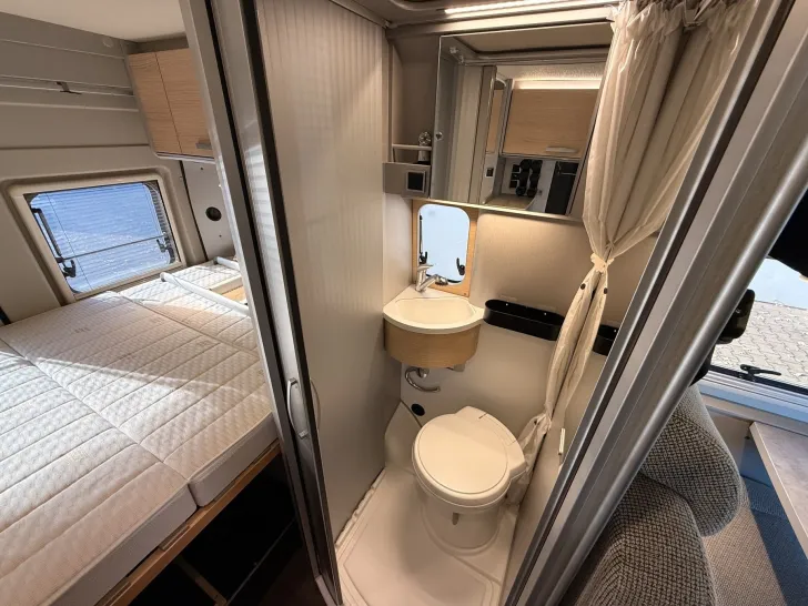 Fahrzeugbild Hymer Free 540 mit Aufstelldach #29