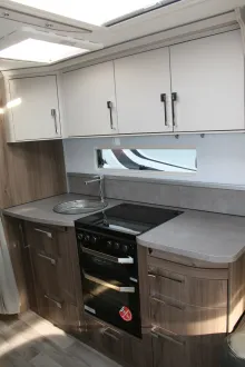 Fahrzeugbild Kabe Royal 740 TDL E5 #9