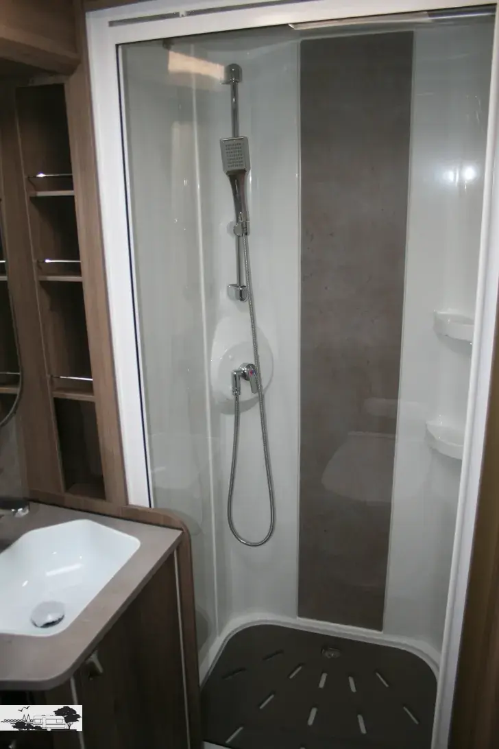 Fahrzeugbild Kabe Royal 740 TDL E5 #11