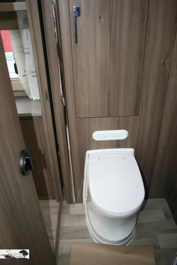 Fahrzeugbild Kabe Royal 740 TDL E5 #13