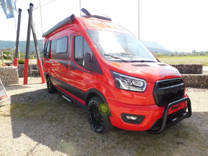 Fahrzeugbild Sunlight Cliff 4x4 590 75-Jahre-Edition #4