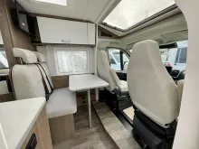 Fahrzeugbild Carado VAN V337 Pro+ Highlight 4579 Euro gespart #3