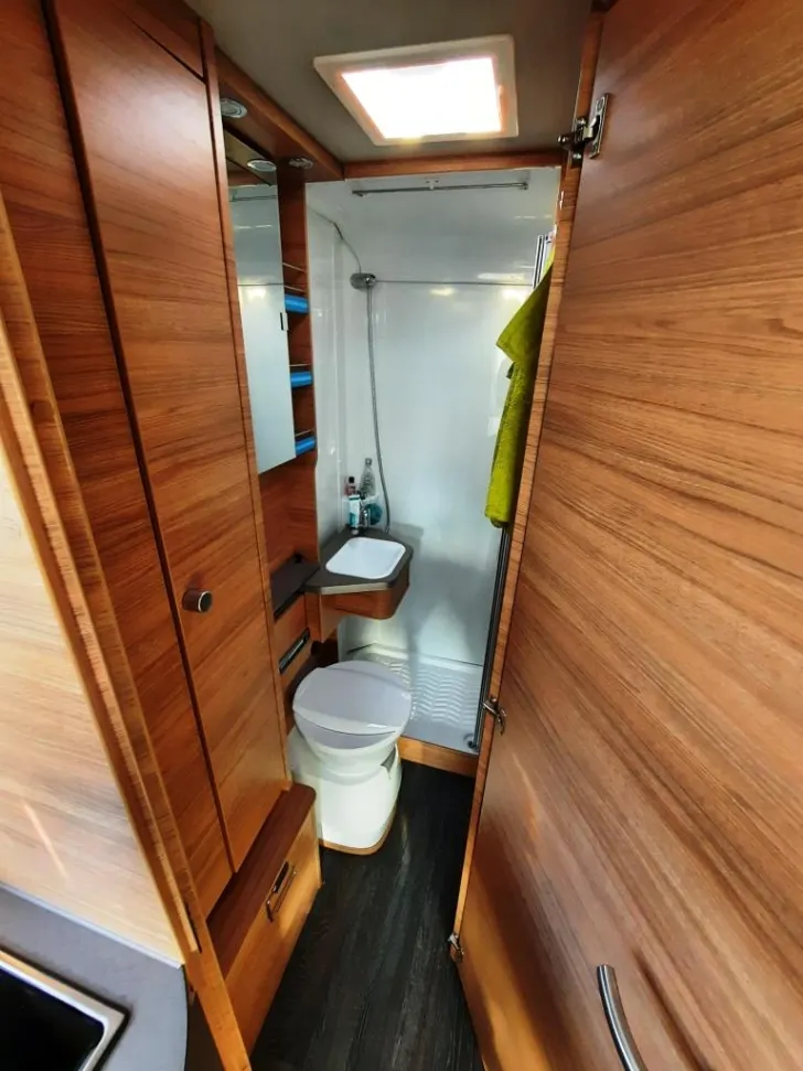 Fahrzeugbild Weinsberg CaraLoft 550 MF Verfüg./Sparen Sie 26.857,- € #14