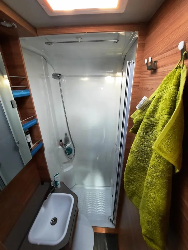 Fahrzeugbild Weinsberg CaraLoft 550 MF Verfüg./Sparen Sie 26.857,- € #16