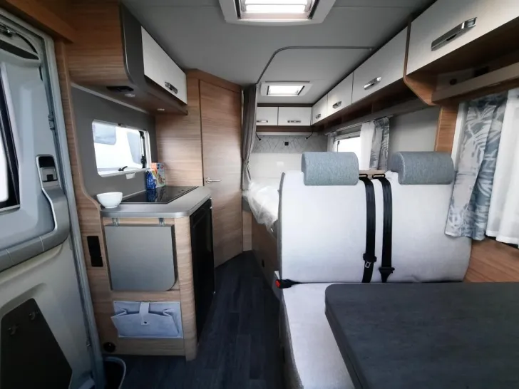 Fahrzeugbild Weinsberg CaraLoft 550 MF Verfüg./Sparen Sie 26.857,- € #5