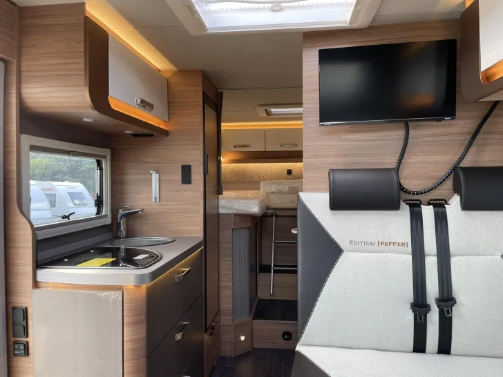 Fahrzeugbild Weinsberg CaraCompact MB EDITION PEPPER 640 MEG+MEGADEAL+ #16