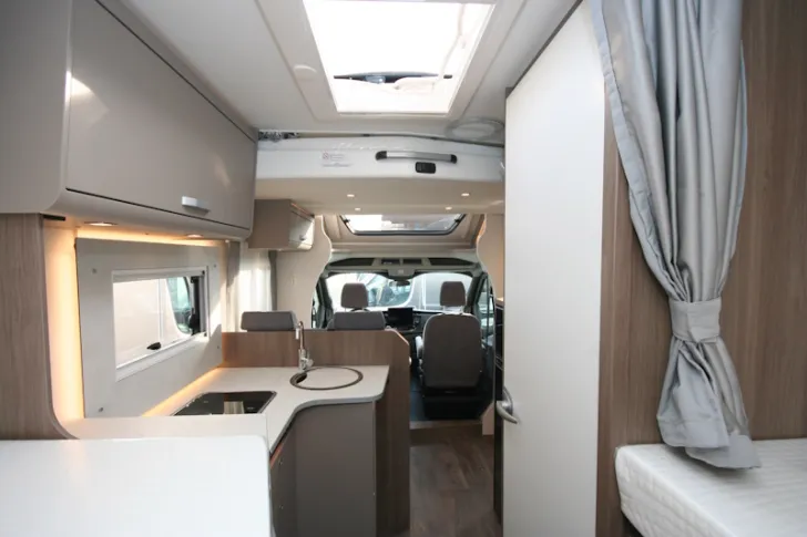 Fahrzeugbild Carado T 338 EDITION26 #1