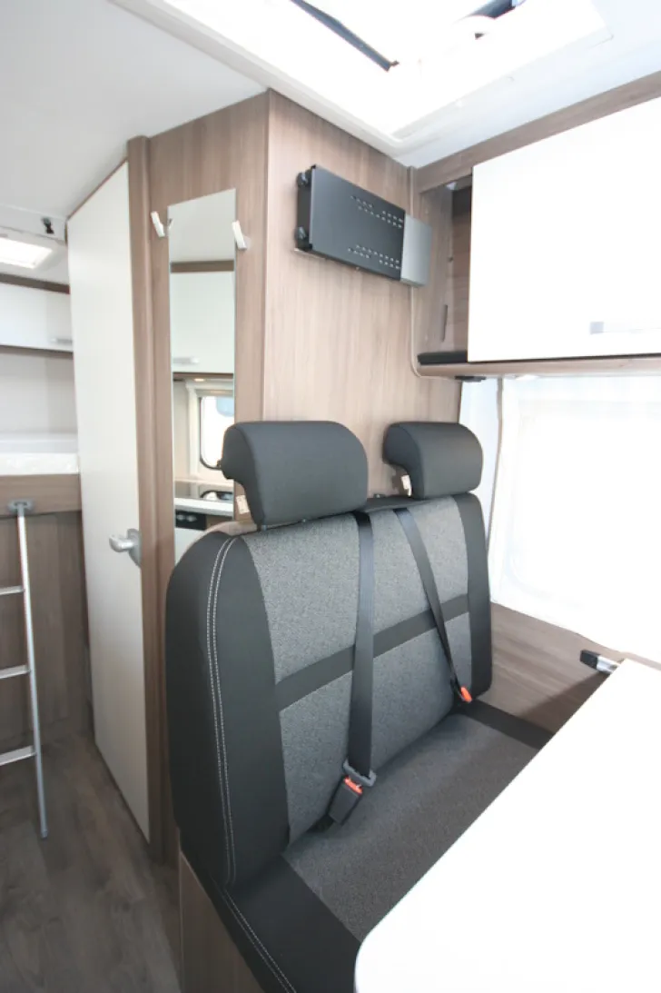 Fahrzeugbild Carado VAN 132 #9