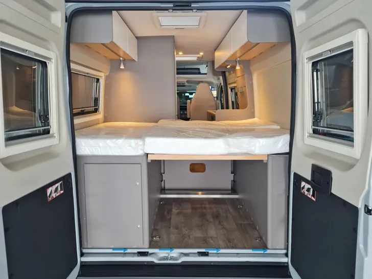 Fahrzeugbild LMC Innovan 600 Markise*RFK*Rahmenfenster* #14