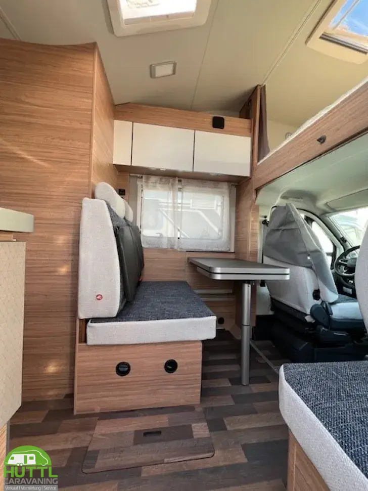 Fahrzeugbild Weinsberg CaraHome 650 MEG Verfügbar 11/26 #6