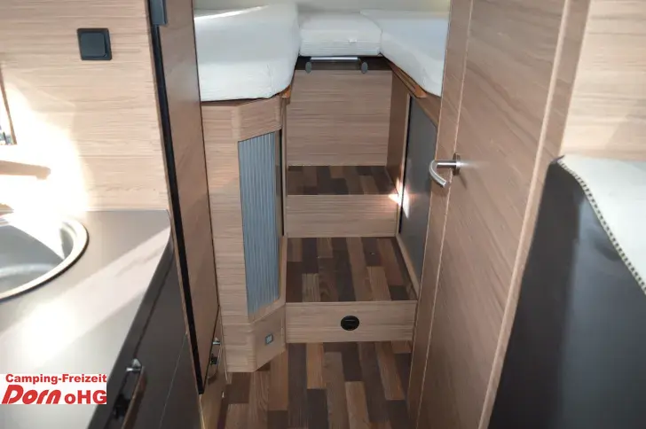 Fahrzeugbild Weinsberg CaraCompact Suite 640 MEG EDITION [PEPPER] Licht&Sicht-Paket #8