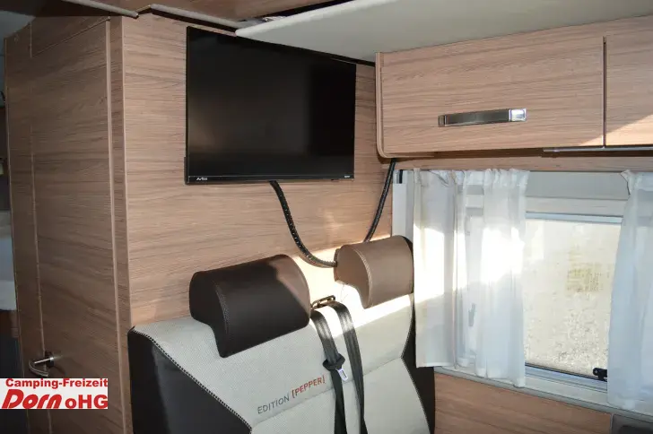 Fahrzeugbild Weinsberg CaraCompact Suite 640 MEG EDITION [PEPPER] Licht&Sicht-Paket #11