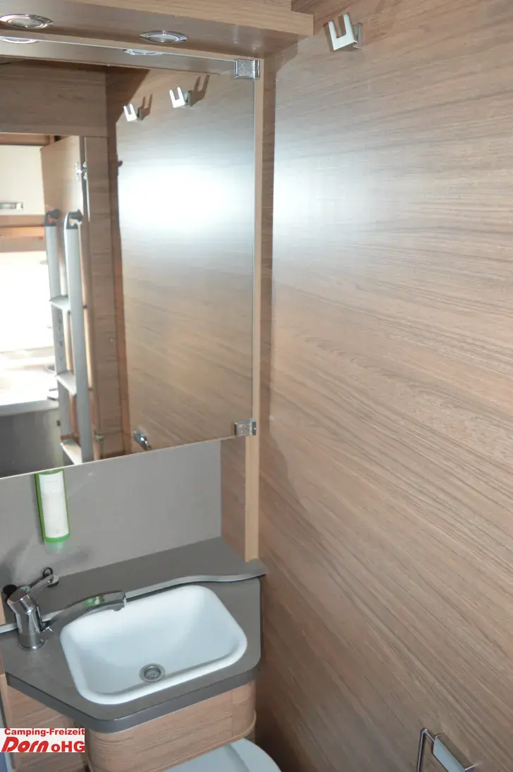 Fahrzeugbild Weinsberg CaraCompact Suite 640 MEG EDITION [PEPPER] Licht&Sicht-Paket #18