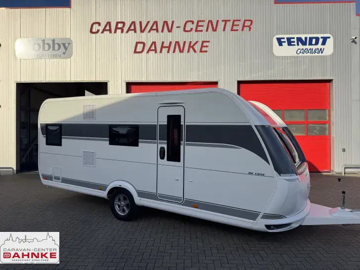 Fahrzeugbild Hobby De Luxe 545 KMF #1