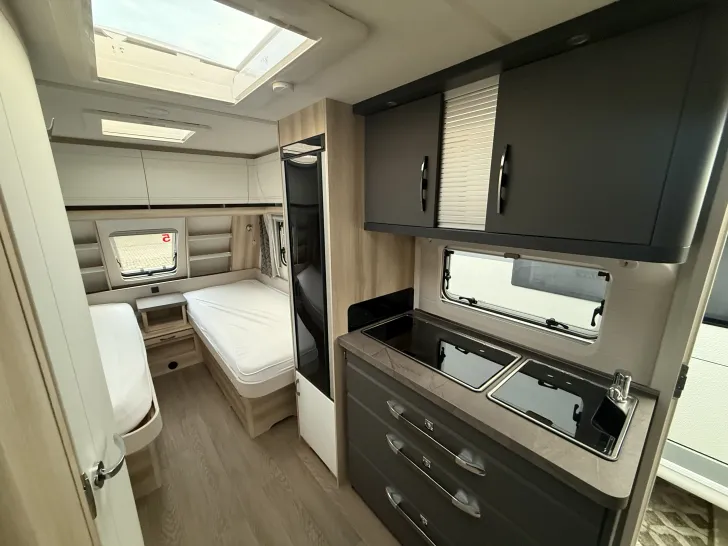 Fahrzeugbild Hobby De Luxe 495 UL IC-Line #8