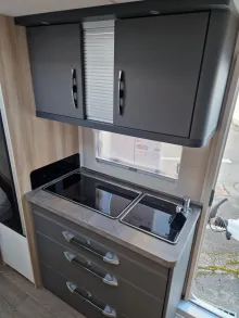 Fahrzeugbild Hobby De Luxe 495 UL - stark reduziert #5