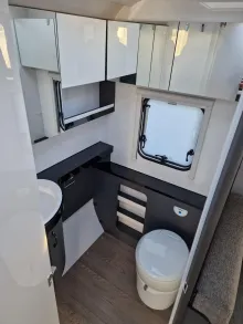 Fahrzeugbild Hobby Excellent 460 SL - stark reduziert #9