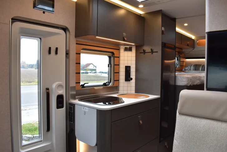 Fahrzeugbild Hymer ML-T 570 Xperience Mercedes, Automatik, 6,74m #10