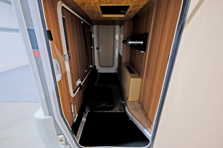 Fahrzeugbild Challenger Graphite 290 M14 / Hubbett / Solar / Klima #5