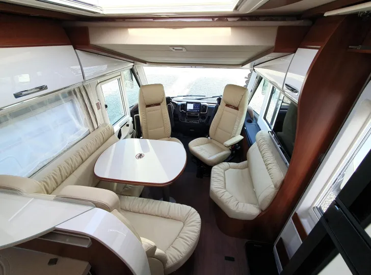 Fahrzeugbild Carthago chic c-line superior I 4.9 LE L Fiat #12