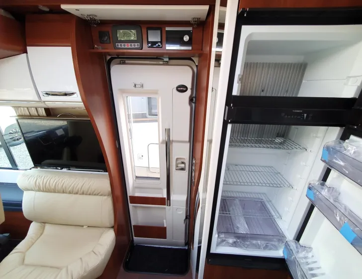 Fahrzeugbild Carthago chic c-line superior I 4.9 LE L Fiat #21