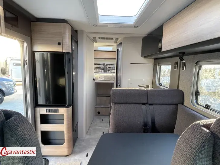 Fahrzeugbild Hymer B-KLASSE MC-T 680 #8