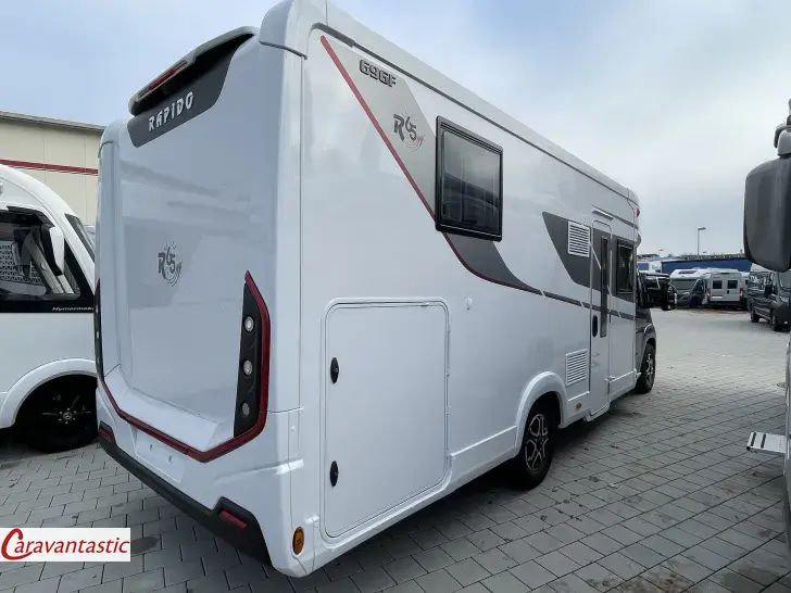 Fahrzeugbild Rapido TEILINTEGRIERTE 696 F - 65 ANS #2