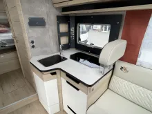 Fahrzeugbild Rapido TEILINTEGRIERTE 696 F - 65 ANS #9