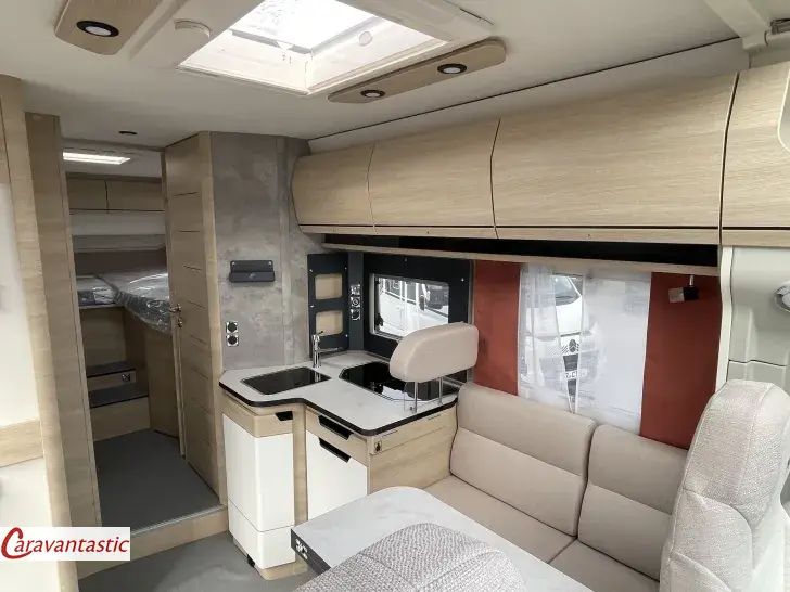 Fahrzeugbild Rapido TEILINTEGRIERTE 666F ALDE OPTION #8