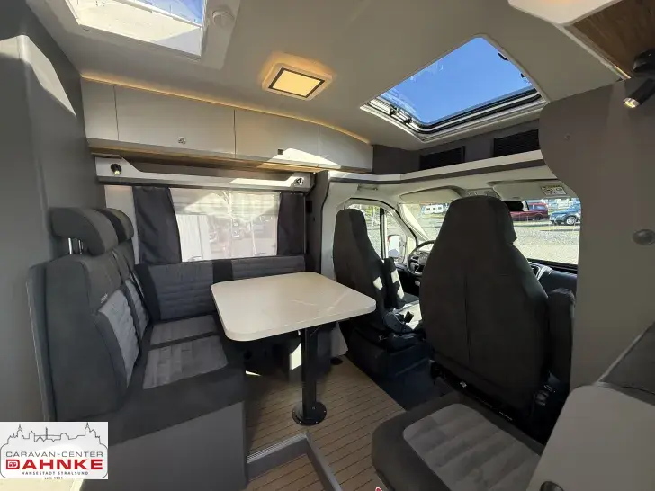 Fahrzeugbild Hobby PRESTIGE T 710 GE 180 PS Automatik #9