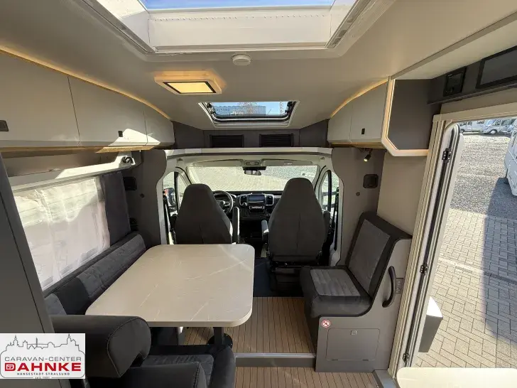 Fahrzeugbild Hobby PRESTIGE T 710 GE 180 PS Automatik #15