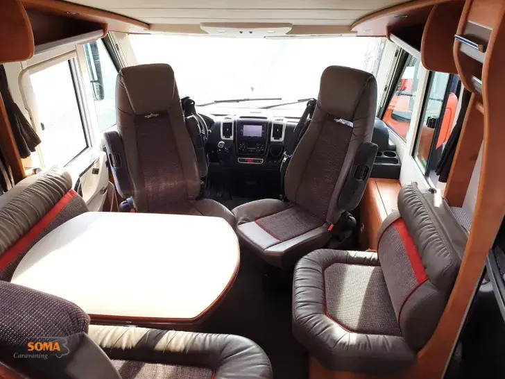 Fahrzeugbild Carthago chic c-line I 4.2 #12