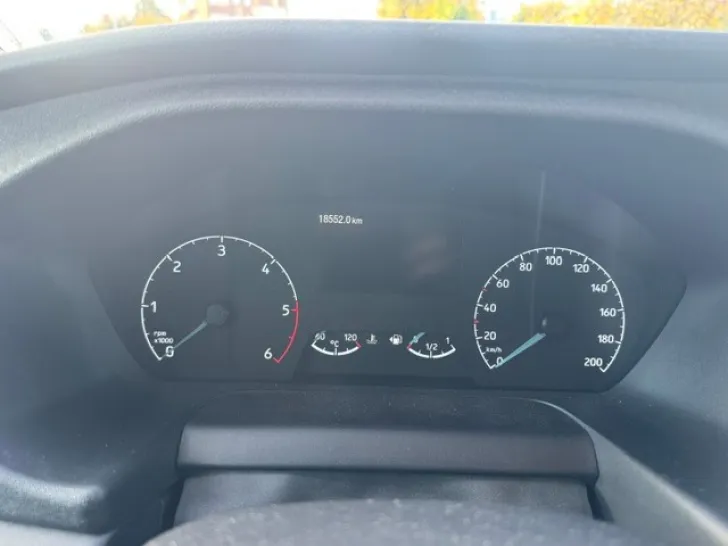 Fahrzeugbild Bürstner Lineo T 690 G #5