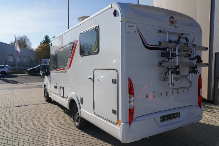 Fahrzeugbild Bürstner Lineo T 690 G (25) SAT+TV, 155 PS Autom. #3